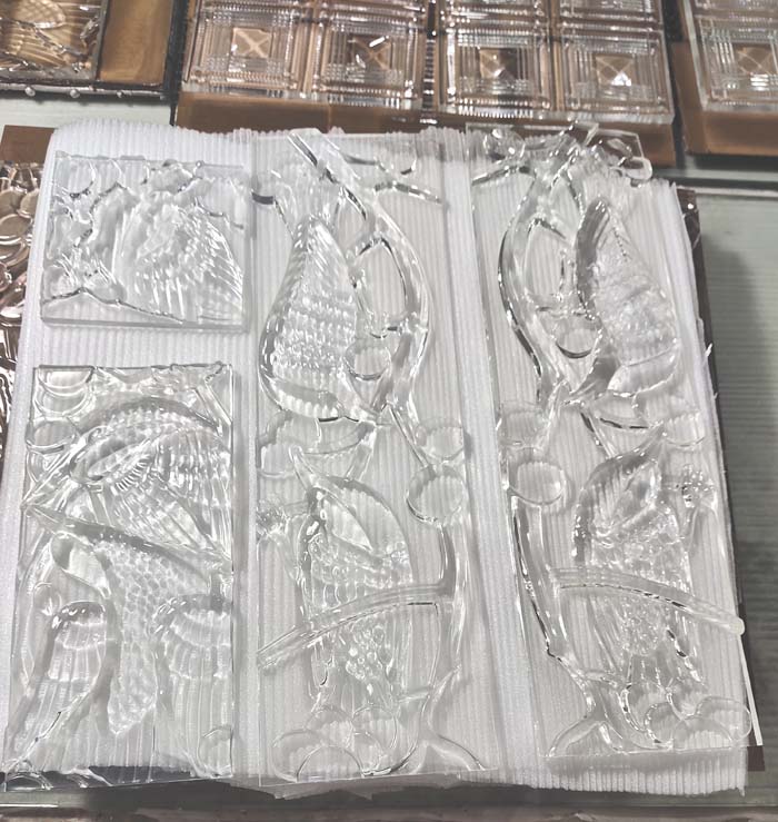 透明树脂工艺品浮雕上透明色