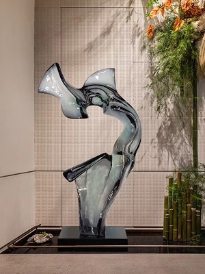 透明树脂工艺品雕塑摆件酒店客厅、样板房和玄关的美学之选