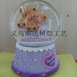 可爱熊宝宝卡通工艺品树脂水球镶钻