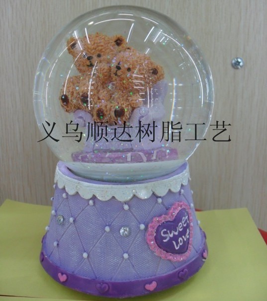 可爱熊宝宝卡通工艺品树脂水球镶钻